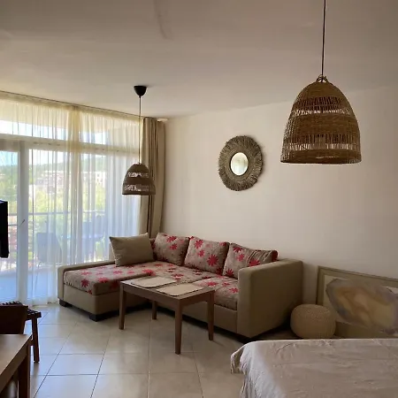 31 South Pearl Homes * Sozopol